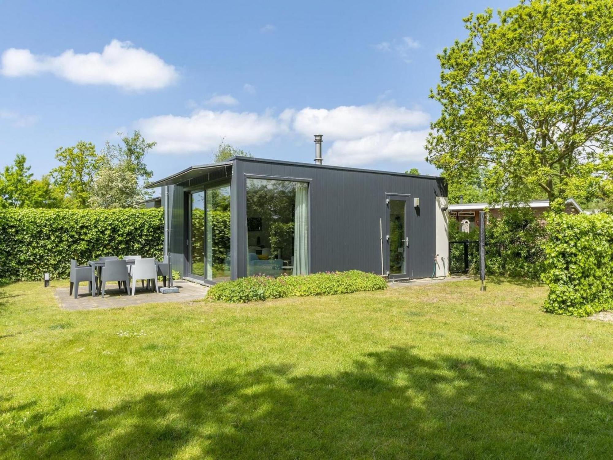 Beautiful Holiday Home With Spacious Garden Sint Maartensvlotbrug Экстерьер фото