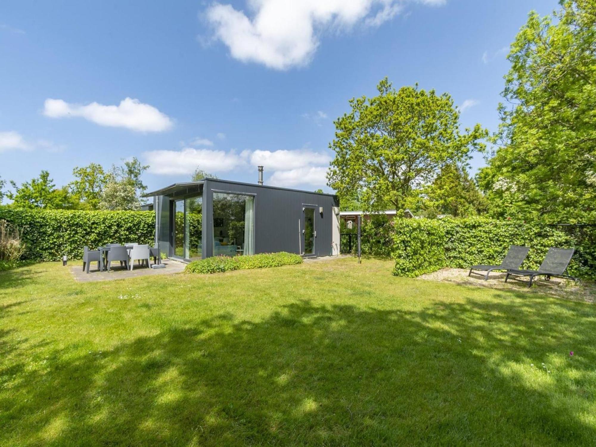 Beautiful Holiday Home With Spacious Garden Sint Maartensvlotbrug Экстерьер фото