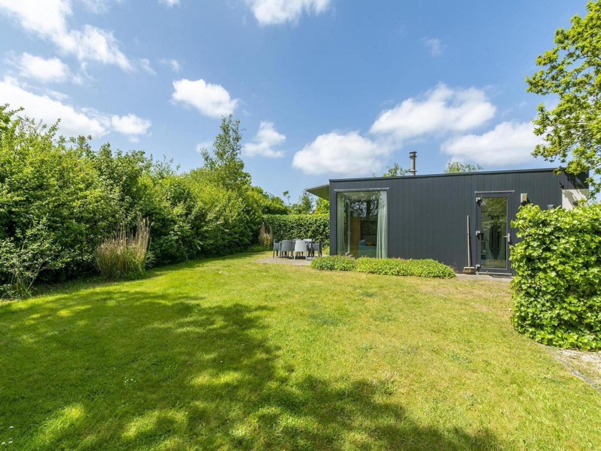 Beautiful Holiday Home With Spacious Garden Sint Maartensvlotbrug Экстерьер фото